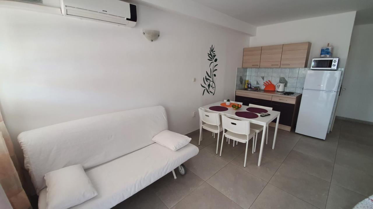 Batkoski Apartments Pag Town Luaran gambar
