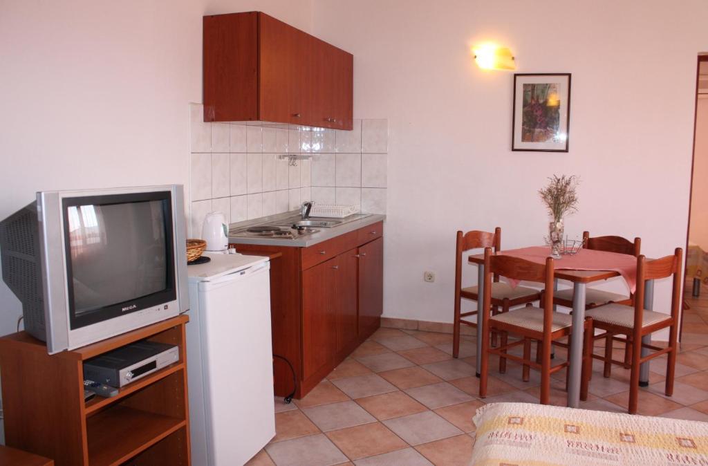 Batkoski Apartments Pag Town Luaran gambar